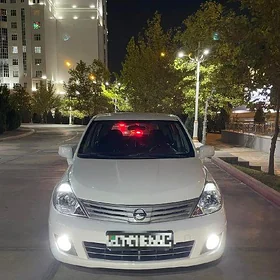 Nissan Versa 2010
