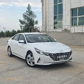 Hyundai Elantra 2021