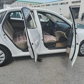 Hyundai Elantra 2010
