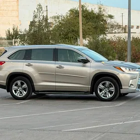 Toyota Highlander 2015