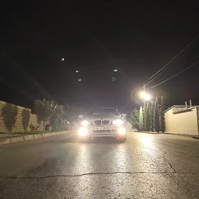 BMW E39 1999