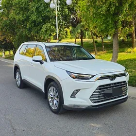 Toyota Grand Highlander 2024