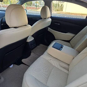 Lexus ES 350 2011