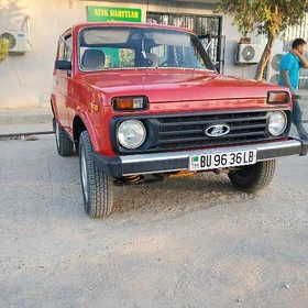 Lada Niva 1984