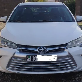 Toyota Camry 2016