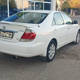 Toyota Camry 2004