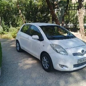 Toyota Yaris 2009