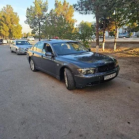 BMW 745 2003