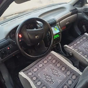 Opel Astra 1992