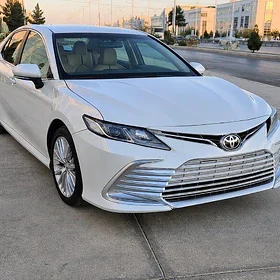 Toyota Camry 2023