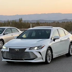 Toyota Avalon 2019