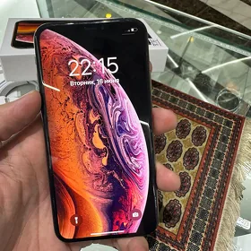 iPhone XS 76%