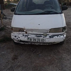 Toyota Previa 1993