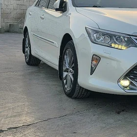 Toyota Camry 2016