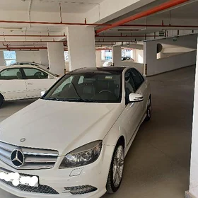 Mercedes-Benz C300 2009