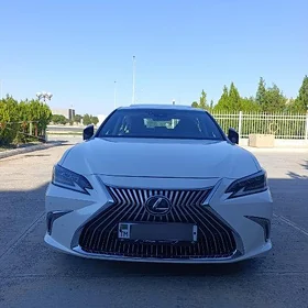 Lexus ES 350 2022