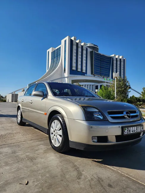 Opel Vectra 2002 - 1