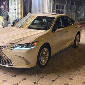 Lexus ES 350 2024