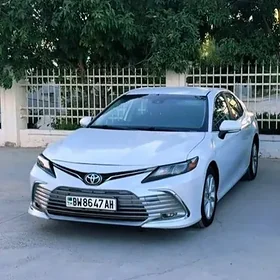 Toyota Camry 2022