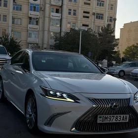Lexus ES 350 2021