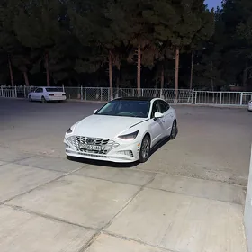 Hyundai Sonata 2022