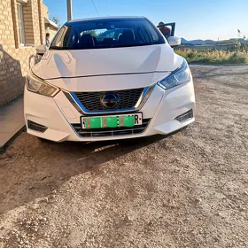 Nissan Versa 2021