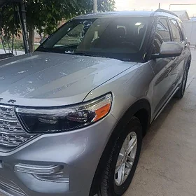 Ford Explorer 2021