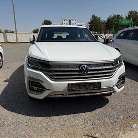 Volkswagen Touareg 2021