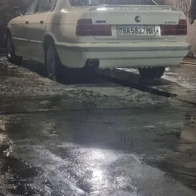 BMW 525 1990