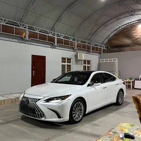 Lexus ES 350 2025
