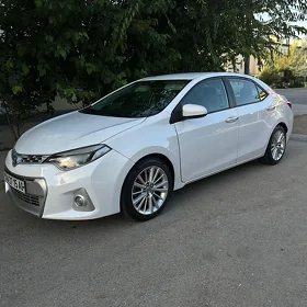 Toyota Corolla 2015