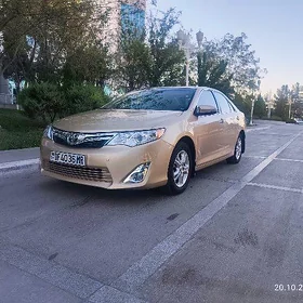 Toyota Camry 2012