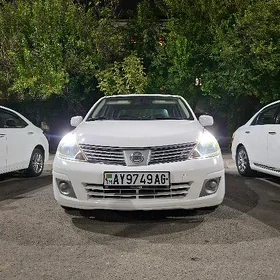 Nissan Versa 2010