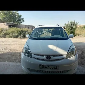 Toyota Sienna 2006