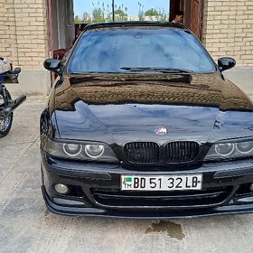 BMW E39 2003