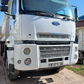 Ford Cargo 3535D 2014
