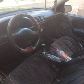 Opel Vectra 1992