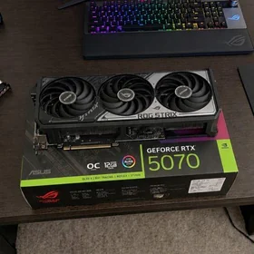 RTX 5070 ROG STRIX GAMING OC