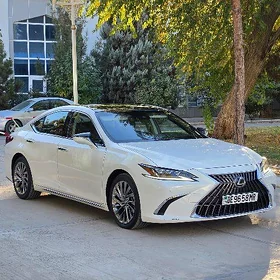 Lexus ES 350 2020