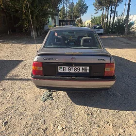 Opel Vectra 1990