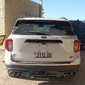 Ford Explorer 2023
