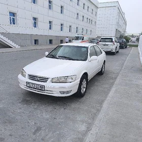 Toyota Camry 1999