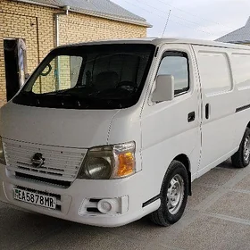 Nissan Urvan 2008