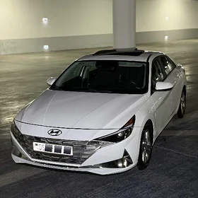 Hyundai Elantra 2022