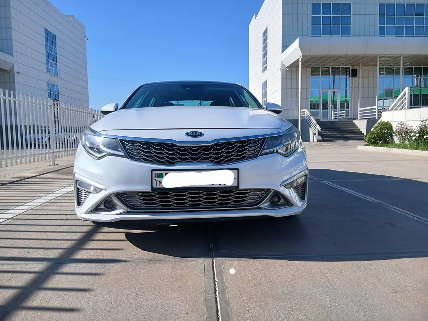 Kia Optima 2019 - 1