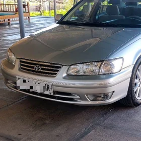 Toyota Camry 2000