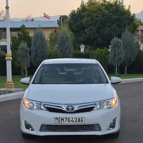 Toyota Camry 2012
