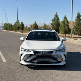 Toyota Avalon 2019