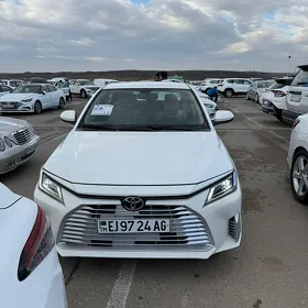 Toyota Yaris 2023