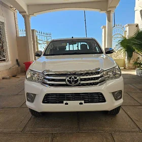 Toyota Hilux 2022